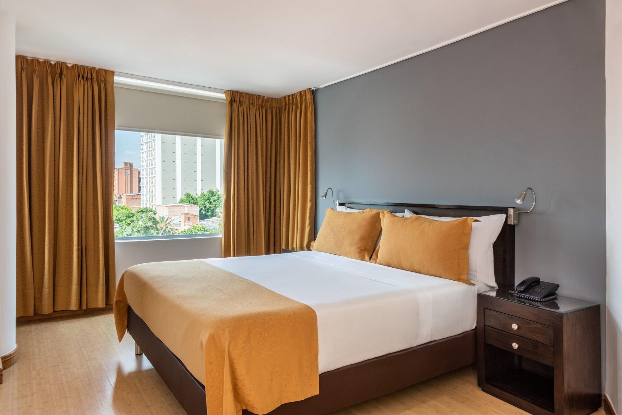Hotel Egina Medellín Eksteriør bilde